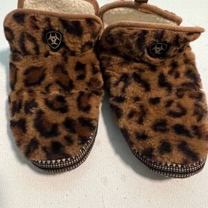 Ariat Leopard Print Slippers